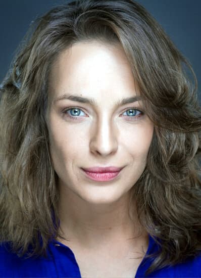 Анна Попова — в главных ролях