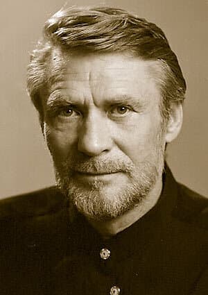Александр Михайлов — в главных ролях